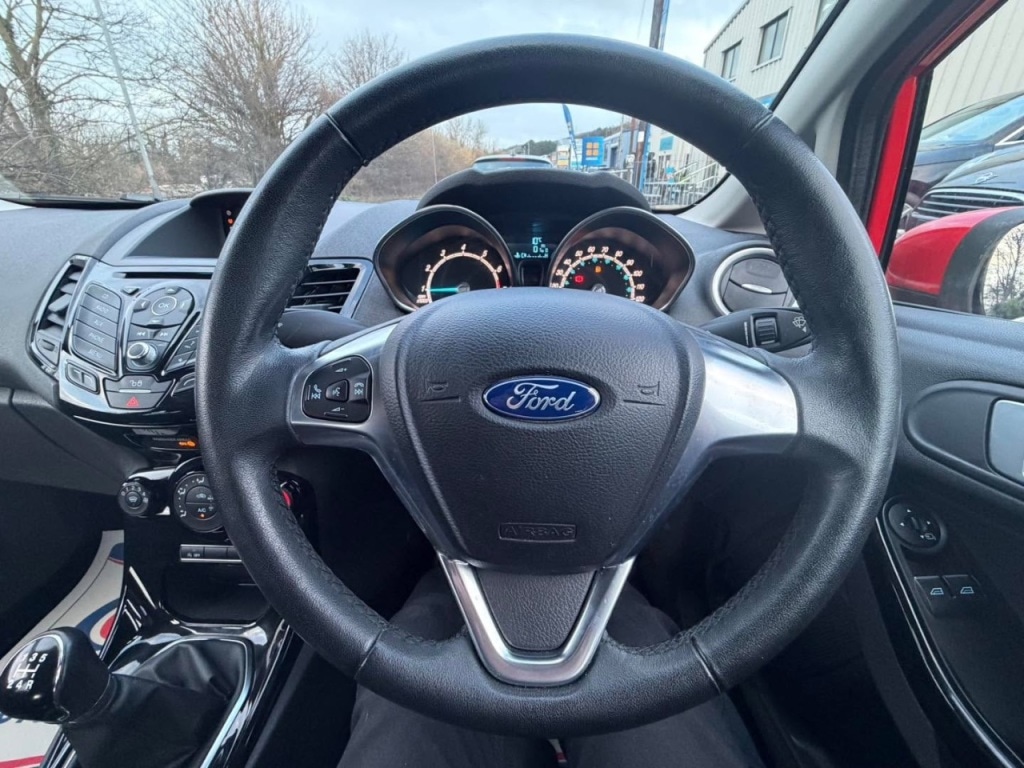 Used Ford Fiesta 2015 for sale - 77392010: Photo 19