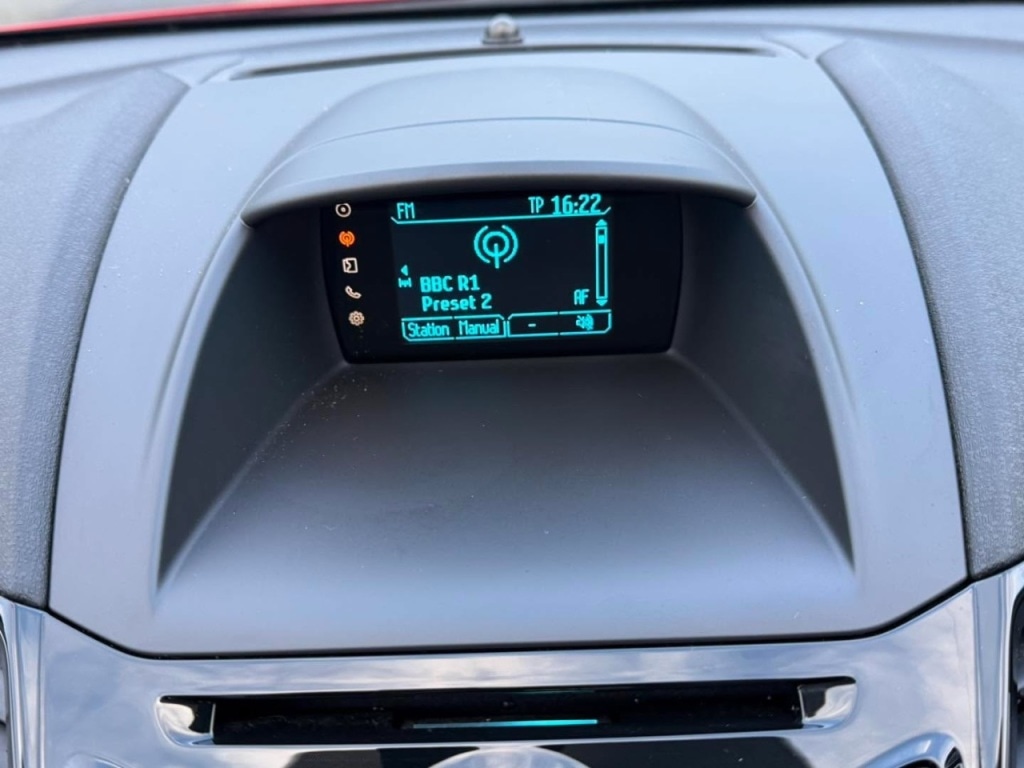 Used Ford Fiesta 2015 for sale - 77392010: Photo 25