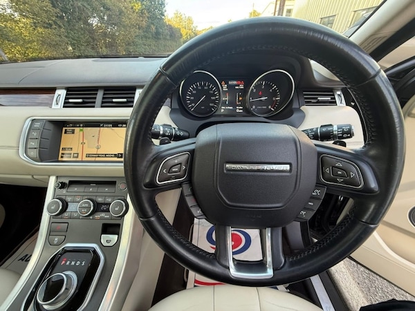 Used Land Rover Range Rover Evoque 2012 for sale - 76142820: Photo 26