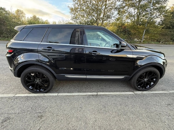 Used Land Rover Range Rover Evoque 2012 for sale - 76142820: Photo 6