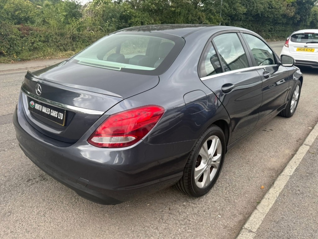 Used Mercedes-Benz C Class 2015 for sale - 76132044: Photo 2