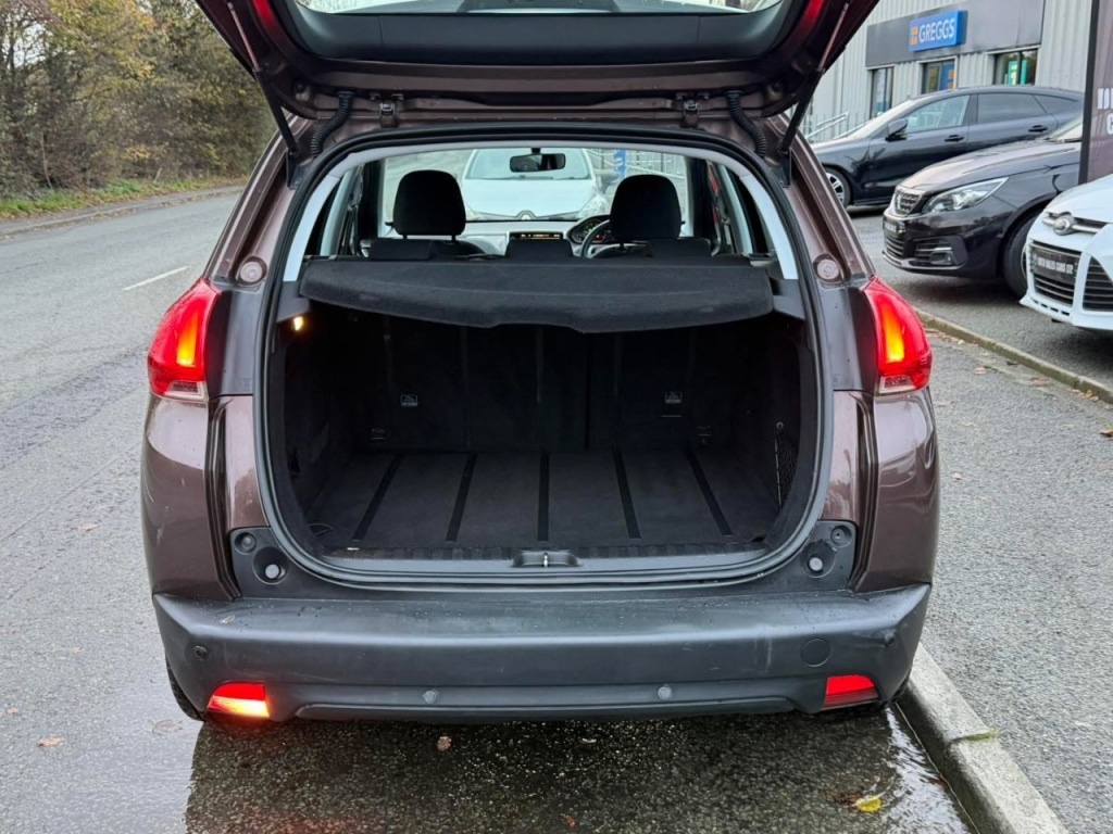 Used Peugeot 2008 2014 for sale - 76594640: Photo 10