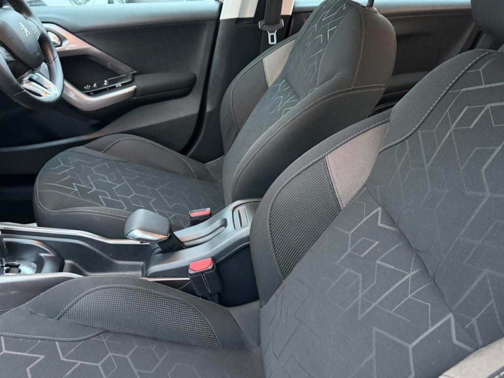 Used Peugeot 2008 2014 for sale - 76594640: Photo 16