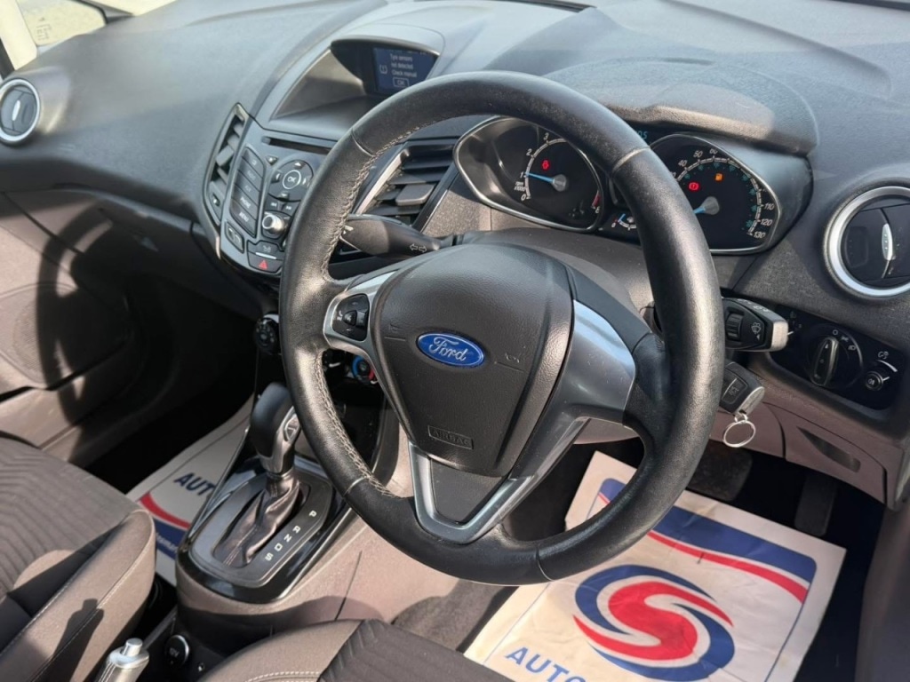 Used Ford Fiesta 2015 for sale - 77631500: Photo 12