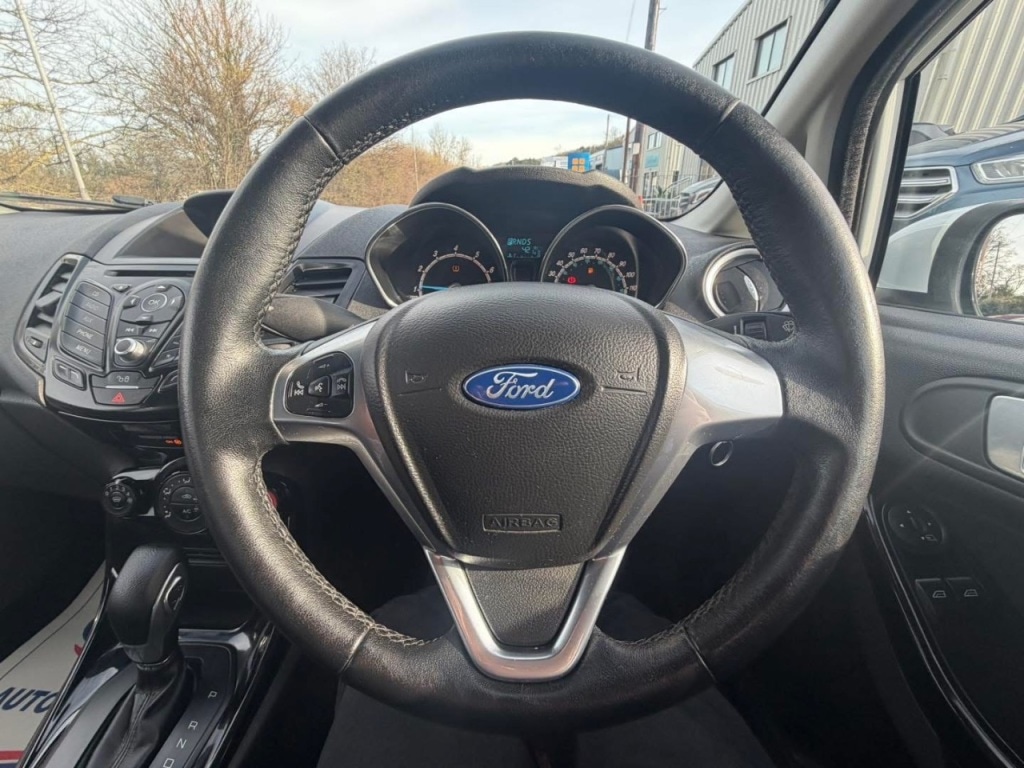 Used Ford Fiesta 2015 for sale - 77631500: Photo 20