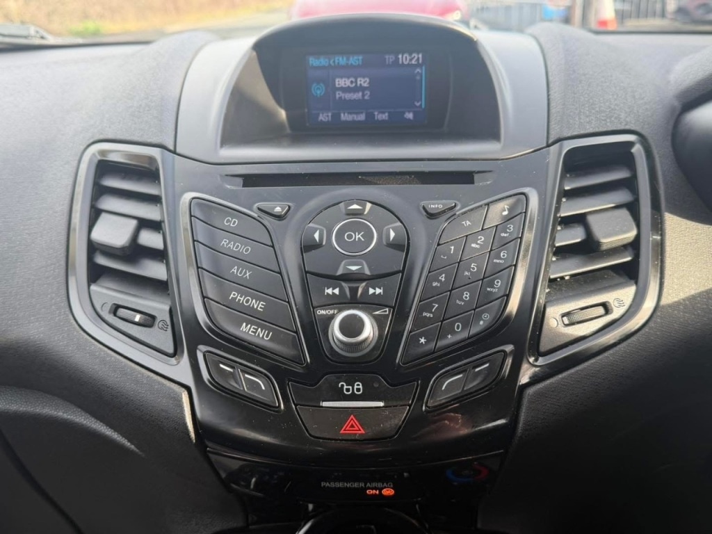 Used Ford Fiesta 2015 for sale - 77631500: Photo 25