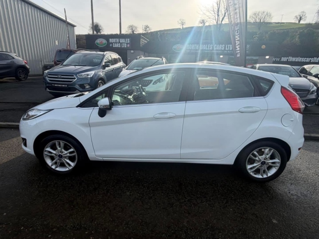 Used Ford Fiesta 2015 for sale - 77631500: Photo 5