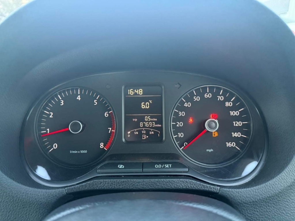 Used Volkswagen Polo 2012 for sale - 76649992: Photo 18