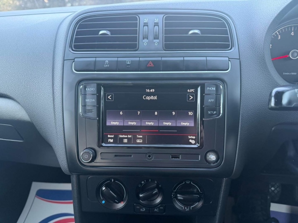 Used Volkswagen Polo 2012 for sale - 76649992: Photo 19