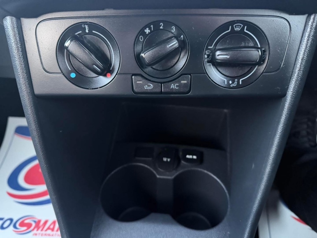 Used Volkswagen Polo 2012 for sale - 76649992: Photo 21