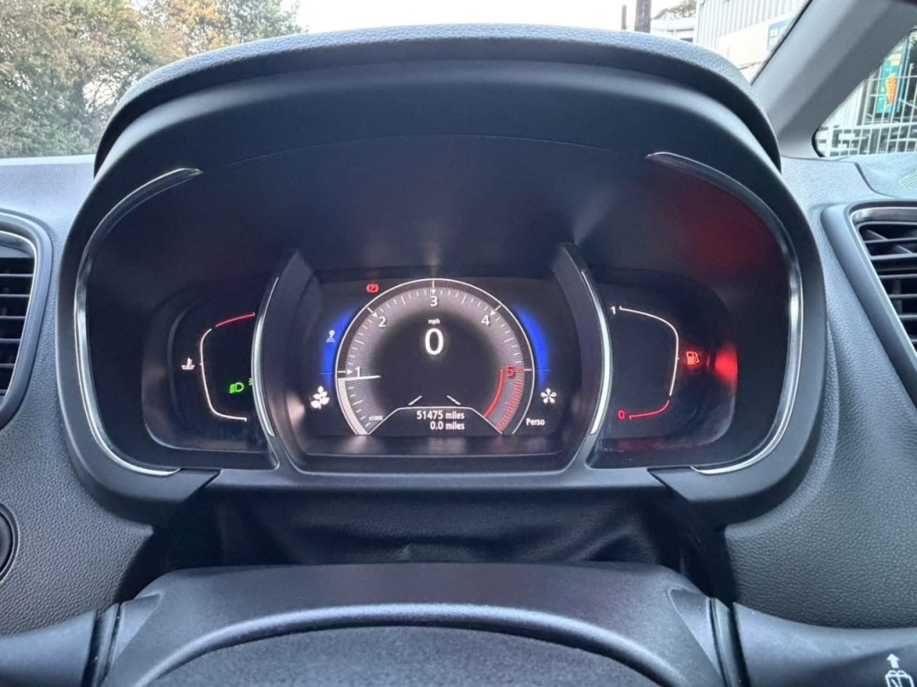 Used Renault Grand Scenic 2018 for sale - 76422178: Photo 22