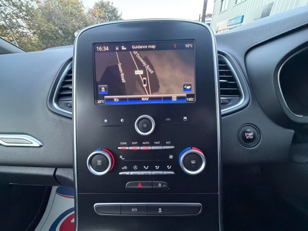 Used Renault Grand Scenic 2018 for sale - 76422178: Photo 24