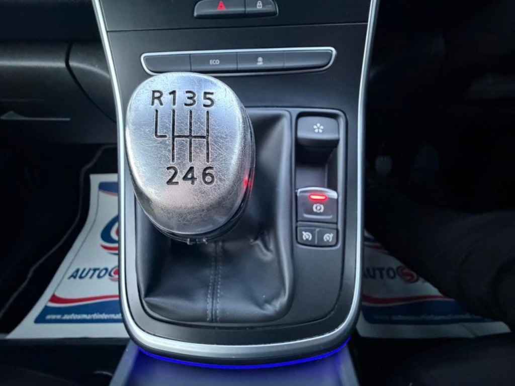 Used Renault Grand Scenic 2018 for sale - 76422178: Photo 25