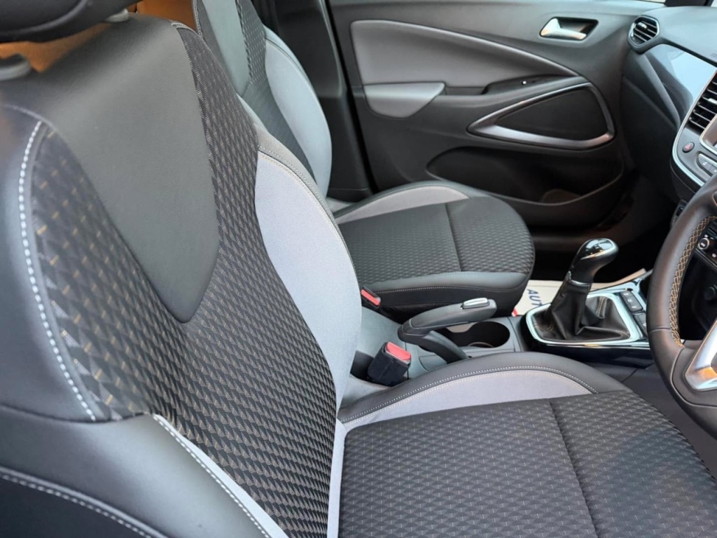 Used Vauxhall Crossland X 2019 for sale - 76517875: Photo 14