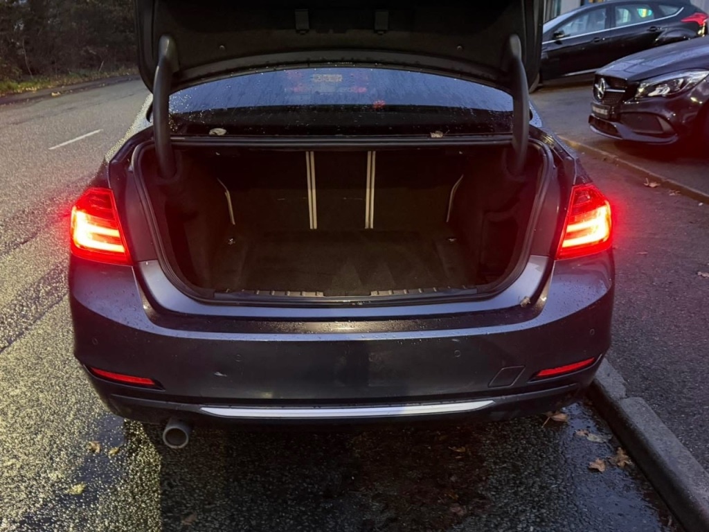 Used BMW 3 Series 2012 for sale - 76625550: Photo 10