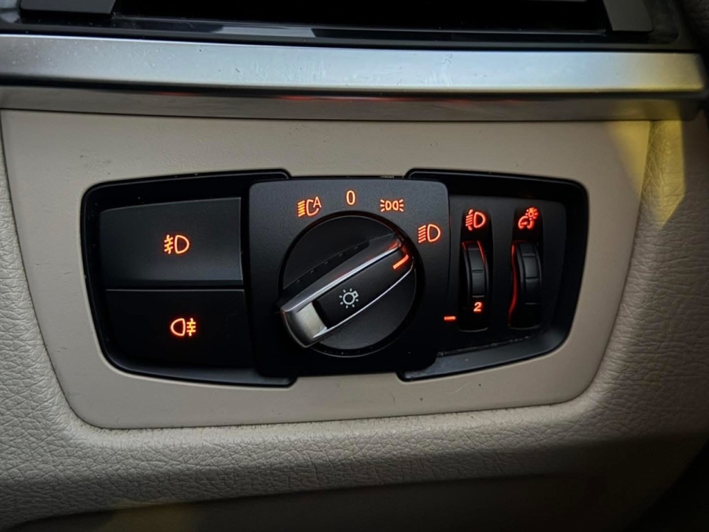 Used BMW 3 Series 2012 for sale - 76625550: Photo 25