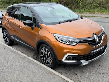 Used Renault Captur 2017 for sale - 76205842: Photo