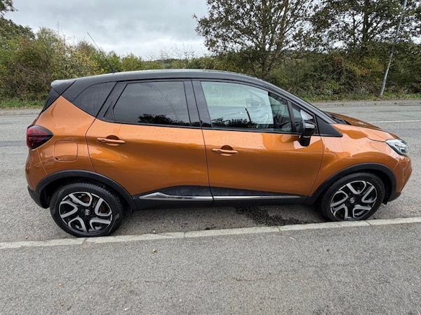 Used Renault Captur 2017 for sale - 76205842: Photo 6