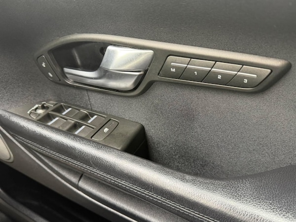 Used Land Rover Range Rover Evoque 2012 for sale - 76312249: Photo 27