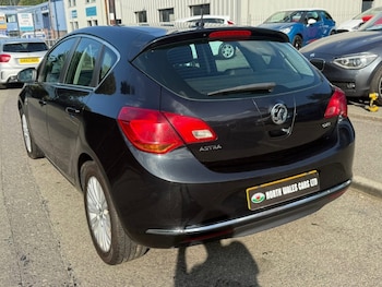 Used Vauxhall Astra 2014 for sale - 76132032: Photo