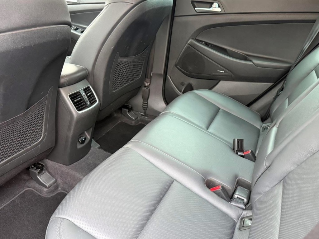 Used Hyundai TUCSON 2018 for sale - 76595705: Photo 18