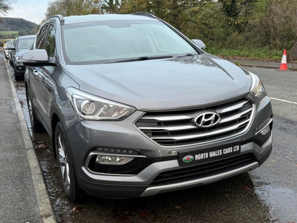 Used Hyundai Santa Fe 2015 for sale - 76595706: Photo 1