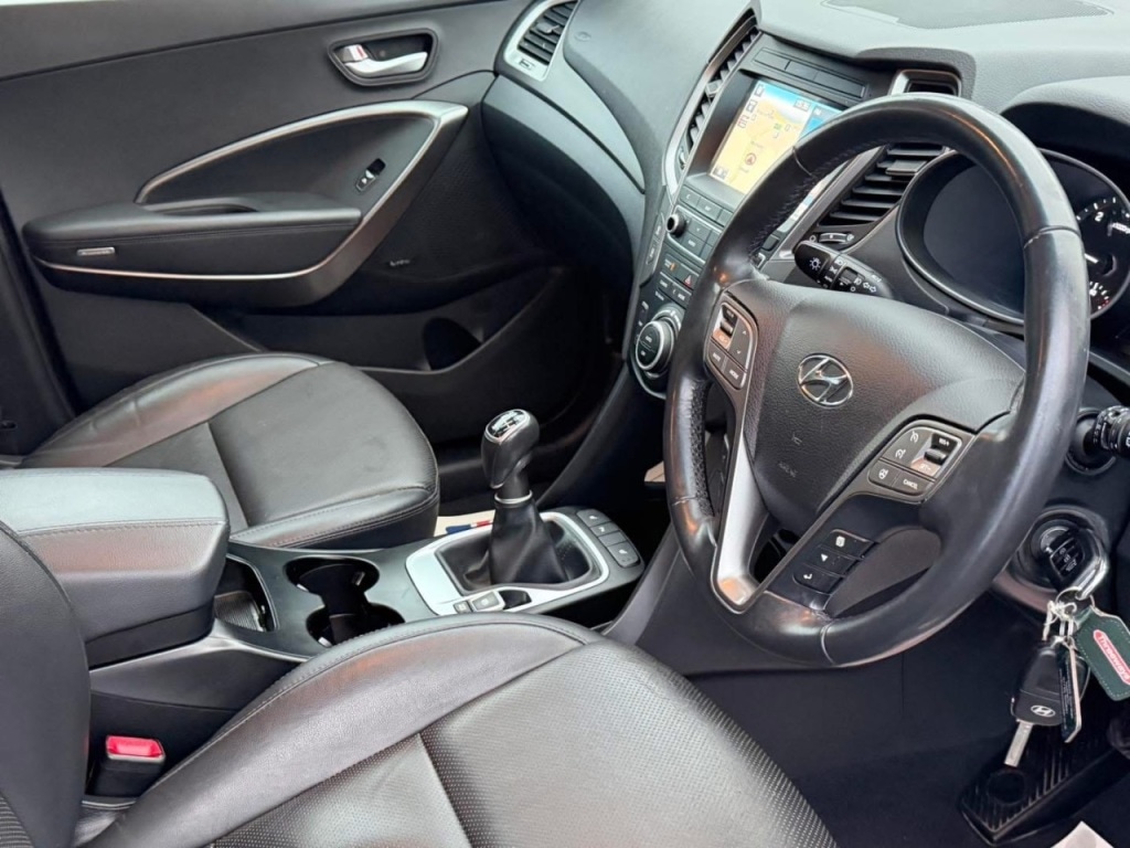 Used Hyundai Santa Fe 2015 for sale - 76595706: Photo 10