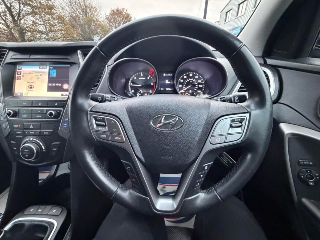 Used Hyundai Santa Fe 2015 for sale - 76595706: Photo 17