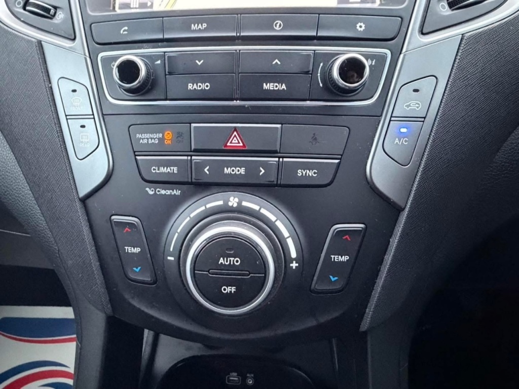 Used Hyundai Santa Fe 2015 for sale - 76595706: Photo 24