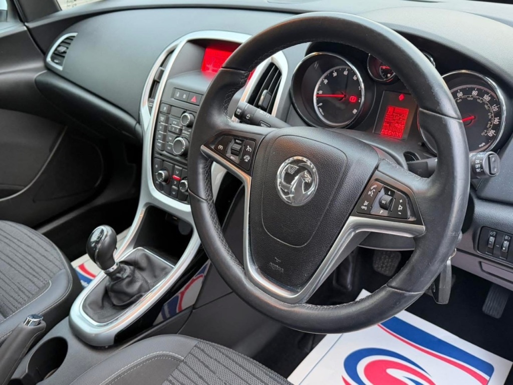 Used Vauxhall Astra 2015 for sale - 77446058: Photo 12