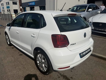 Used Volkswagen Polo 2016 for sale - 79251835: Photo