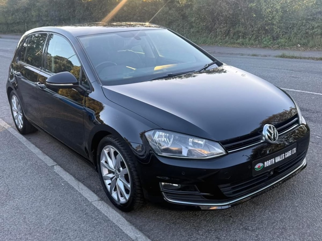 Used Volkswagen Golf 2013 for sale - 76132028: Photo 1