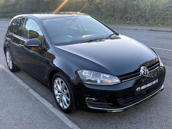 Volkswagen - Golf