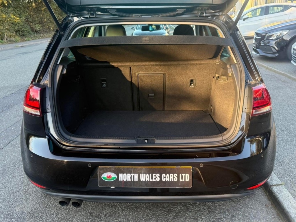 Used Volkswagen Golf 2013 for sale - 76132028: Photo 9