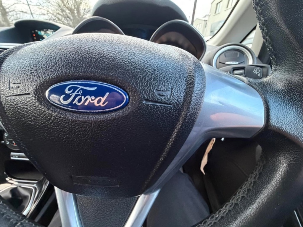 Used Ford Fiesta 2013 for sale - 77306894: Photo 24