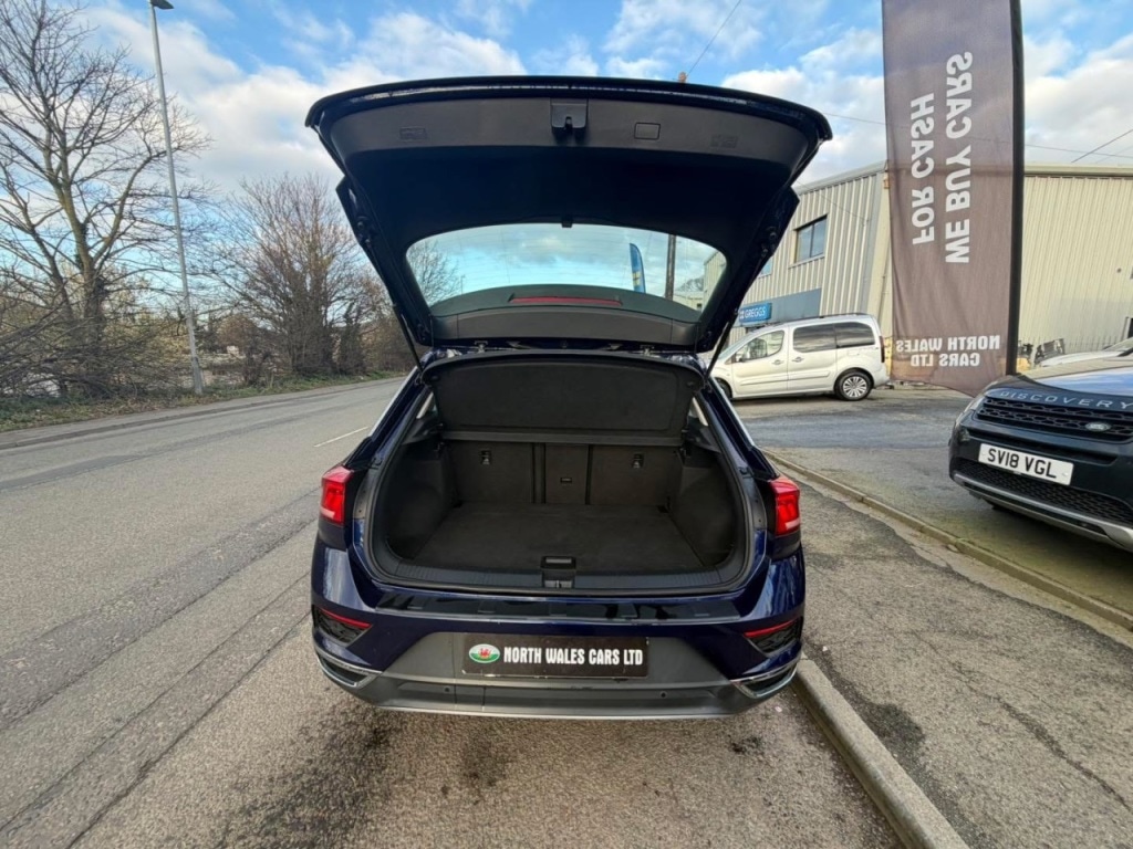 Used Volkswagen T-Roc 2019 for sale - 77743107: Photo 10