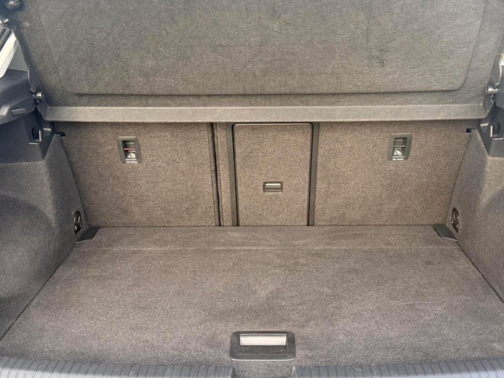 Used Volkswagen T-Roc 2019 for sale - 77743107: Photo 12