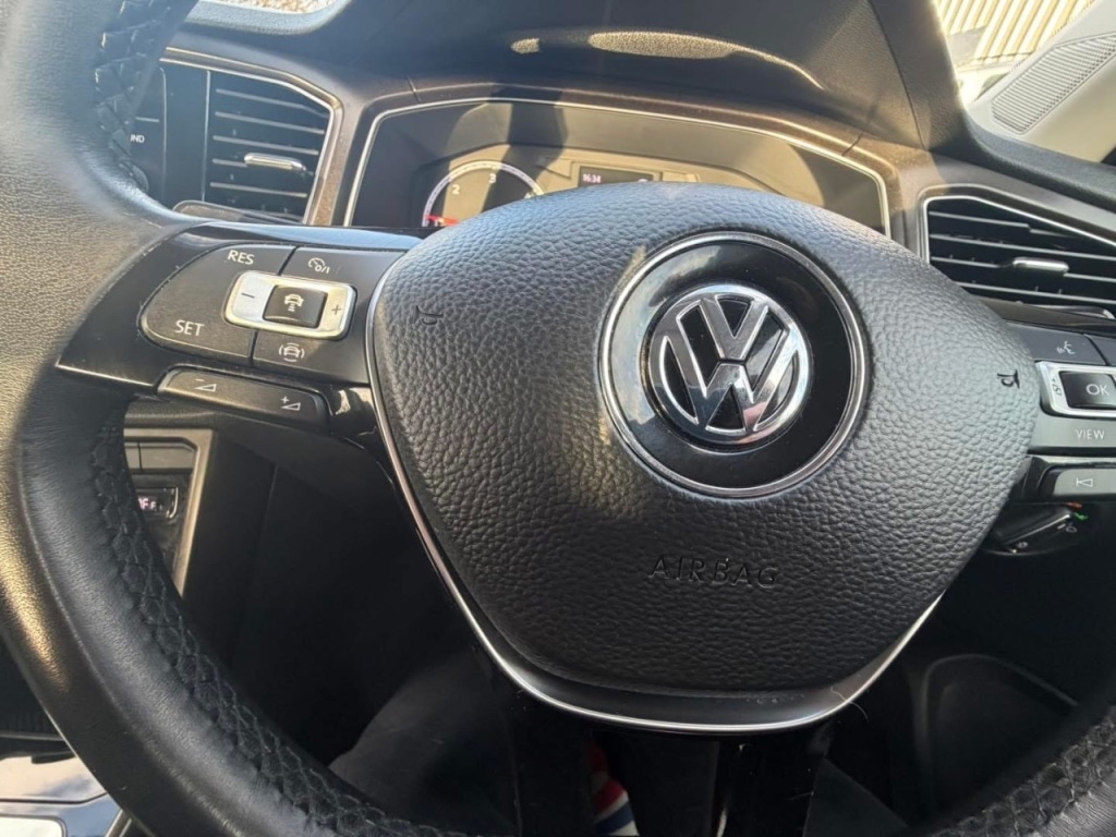 Used Volkswagen T-Roc 2019 for sale - 77743107: Photo 14