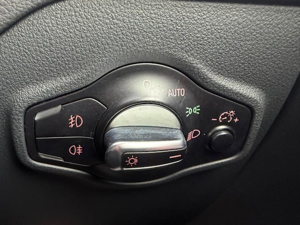 Used Audi Q5 2015 for sale - 76312250: Photo 34