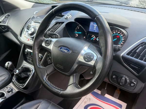 Used Ford Kuga 2015 for sale - 76184907: Photo 11