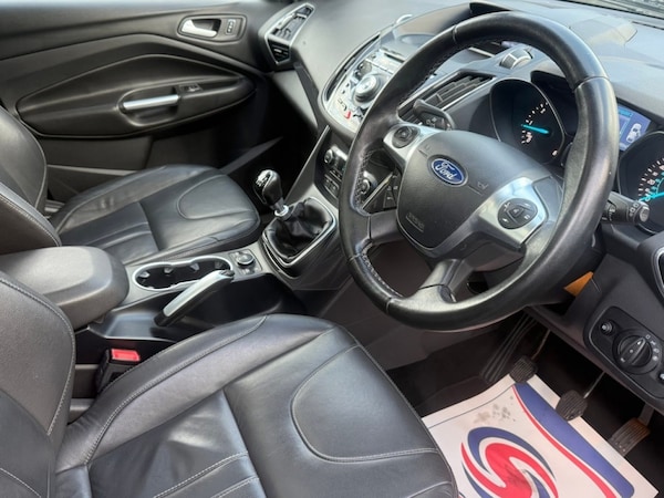 Used Ford Kuga 2015 for sale - 76184907: Photo 12