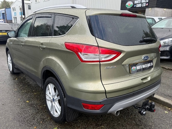 Used Ford Kuga 2015 for sale - 76184907: Photo 2