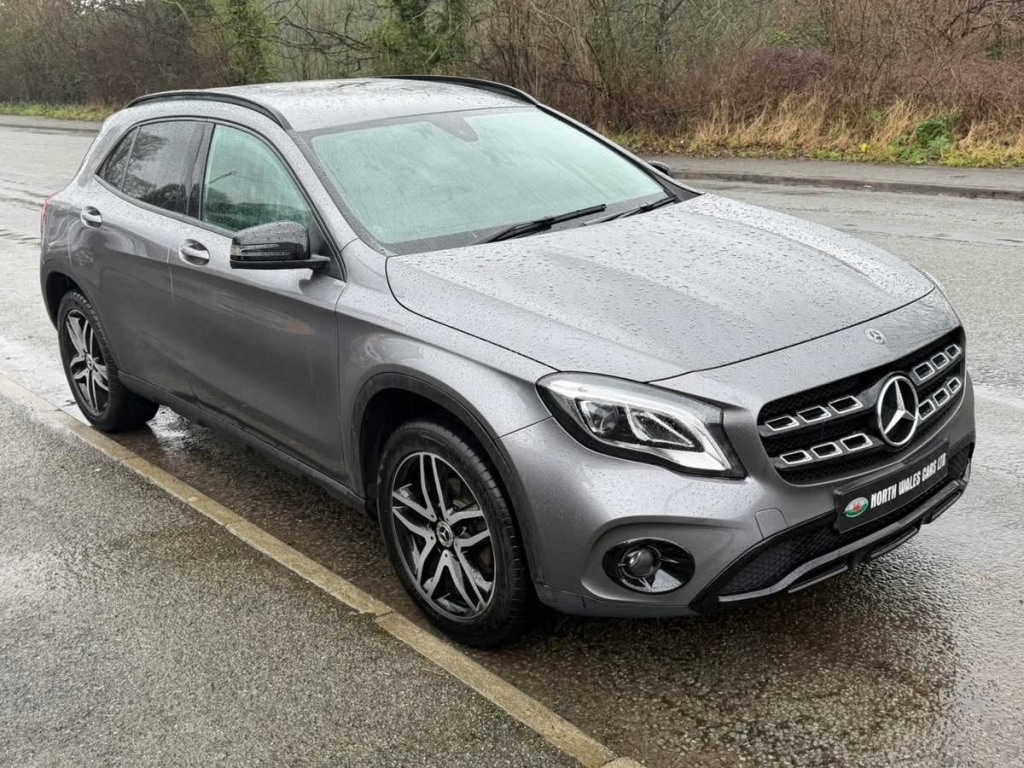 Used Mercedes-Benz GLA 2018 for sale - 77635419: Photo 2