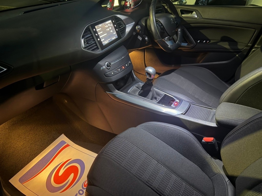 Used Peugeot 308 2018 for sale - 76541673: Photo 13