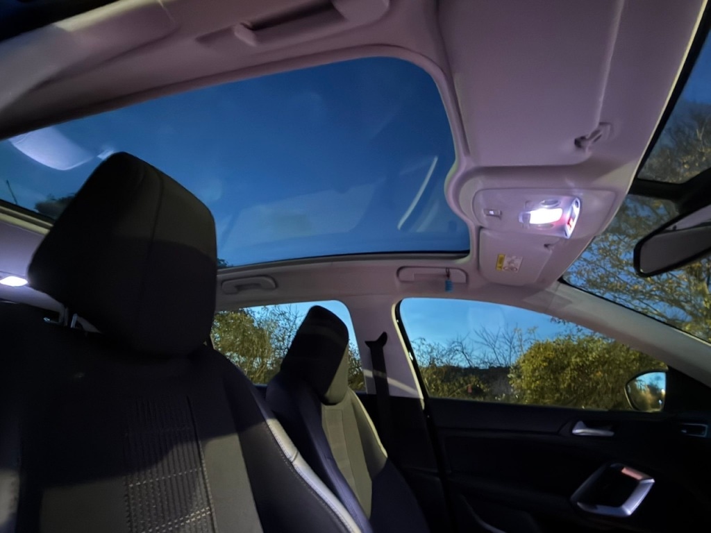 Used Peugeot 308 2018 for sale - 76541673: Photo 26