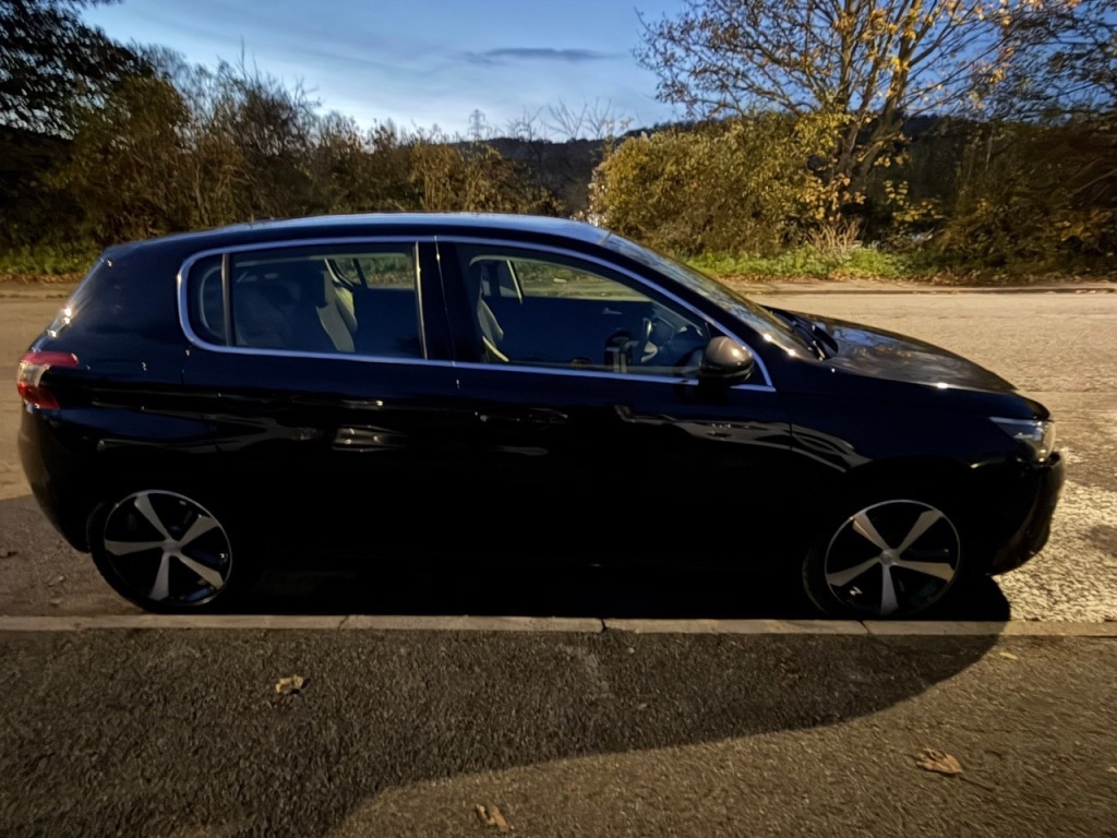 Used Peugeot 308 2018 for sale - 76541673: Photo 6