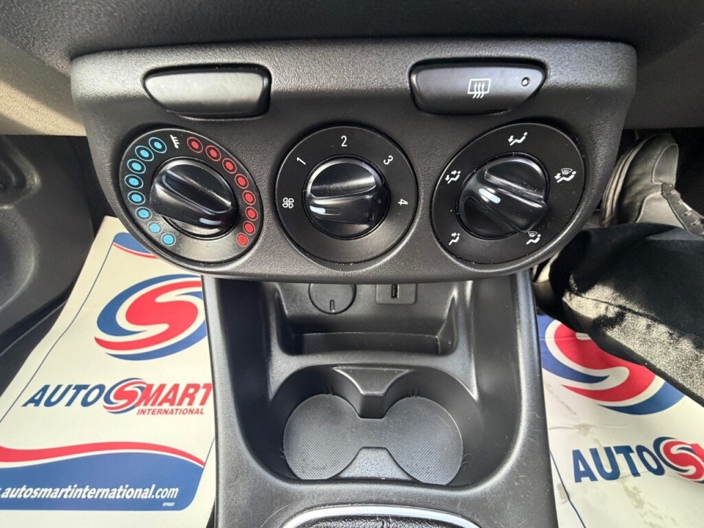 Used Vauxhall Corsa 2015 for sale - 77888512: Photo 26