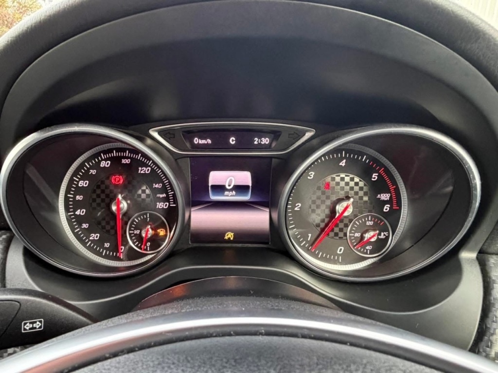 Used Mercedes-Benz A-Class 2015 for sale - 76662914: Photo 21