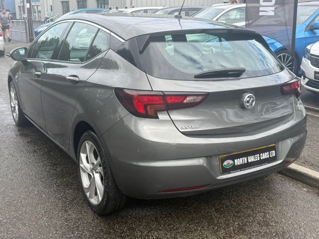 Used Vauxhall Astra 2020 for sale - 77306889: Photo 2