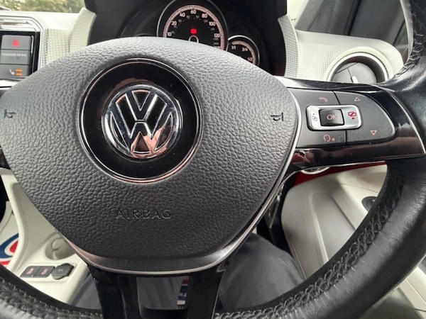Used Volkswagen up! 2017 for sale - 76299180: Photo 19